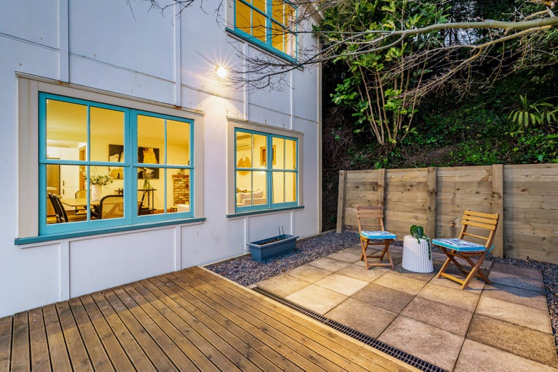 28 Kiriwai Road, Paremata, Porirua - Carousel 30