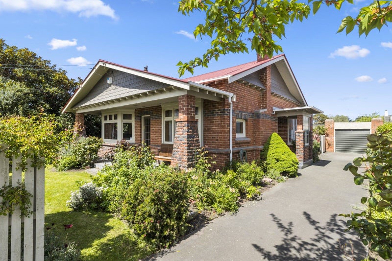 40 Ings Avenue, Saint Clair, Dunedin - Carousel 1