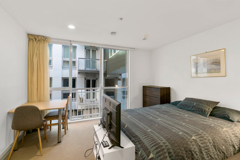 209/9 Gilmer Terrace, Wellington Central, Wellington - Carousel 2