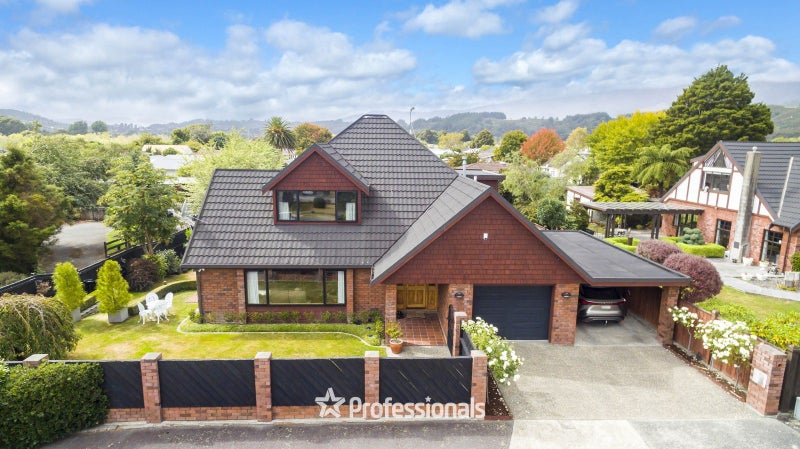 64 Ebdentown Street, Ebdentown, Upper Hutt - Carousel 1