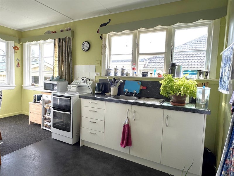 18 Ashmore Avenue, Cobden, Greymouth - Carousel 2