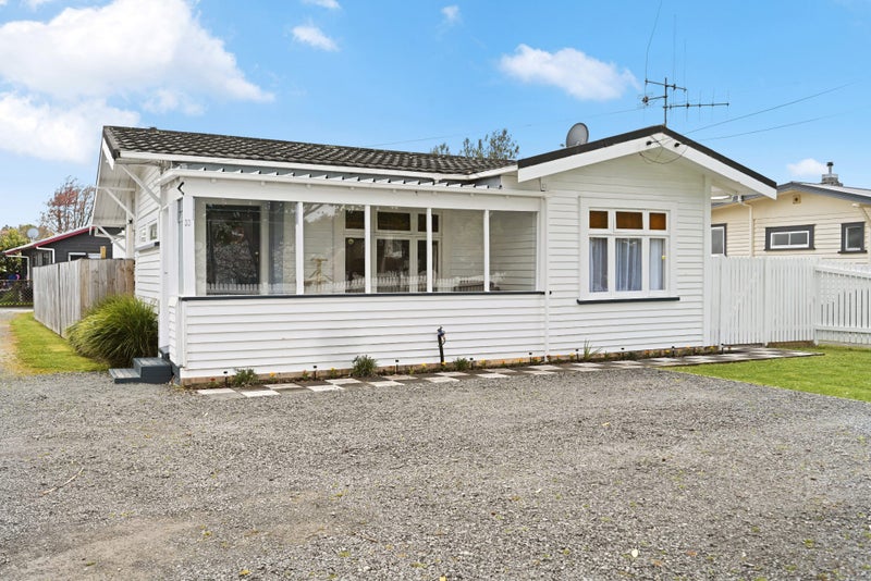 33 Claude Street, Fairfield, Hamilton - Carousel 13