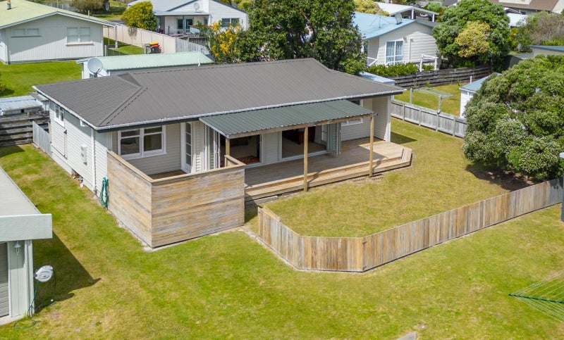 215B Williamson Road, Whangamatā - Carousel 1