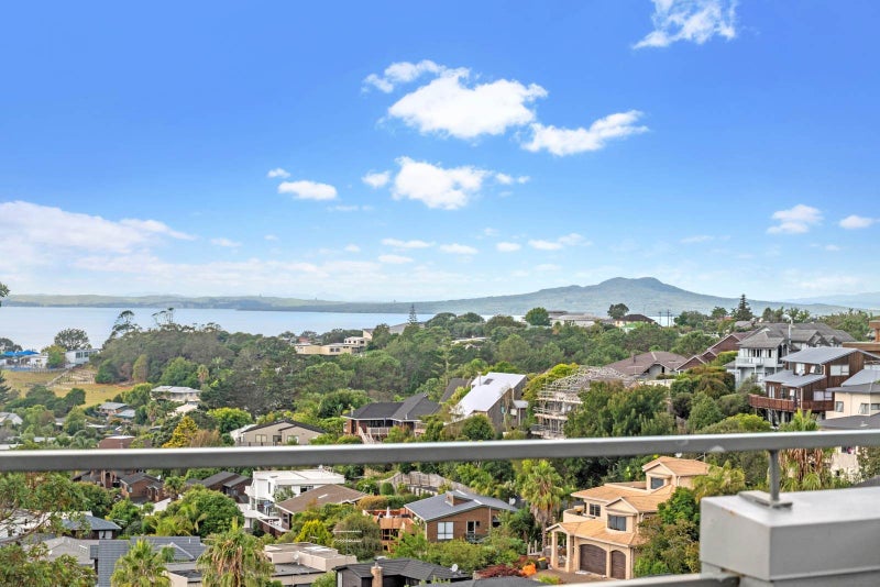 3/180 Browns Bay Road, Murrays Bay, Auckland - Carousel 2