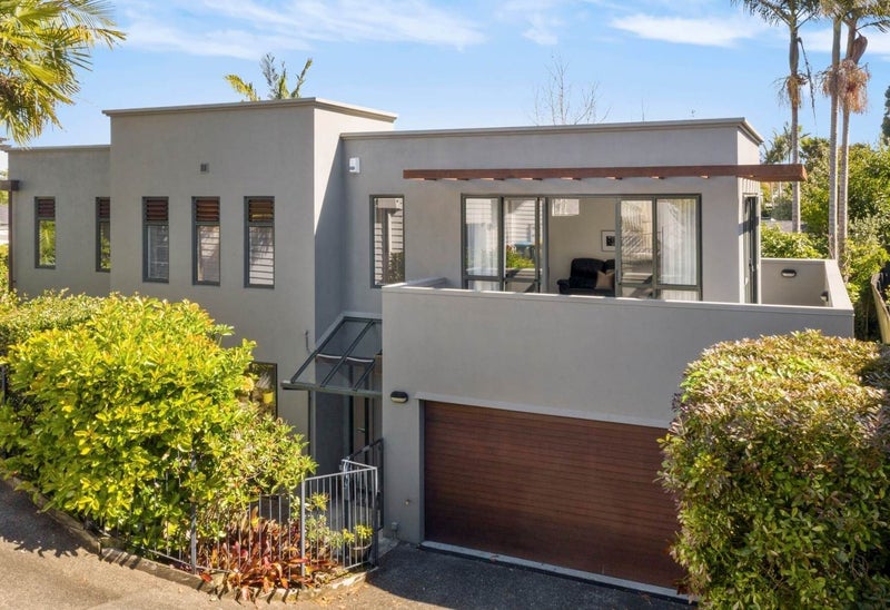 31B Koraha Street, Remuera, Auckland - Carousel 1