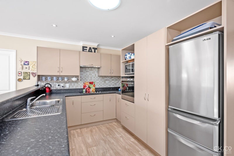 47 Woodland Mews, Wainuiomata, Lower Hutt - Carousel 2