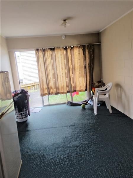 2/7 Eden View Road, Sandringham, Auckland - Carousel 2