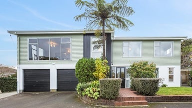 3 Vista Grove, Kelson, Lower Hutt - Carousel 1