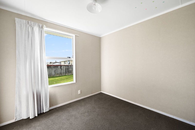5 Kim Lane, Nawton, Hamilton - Carousel 11