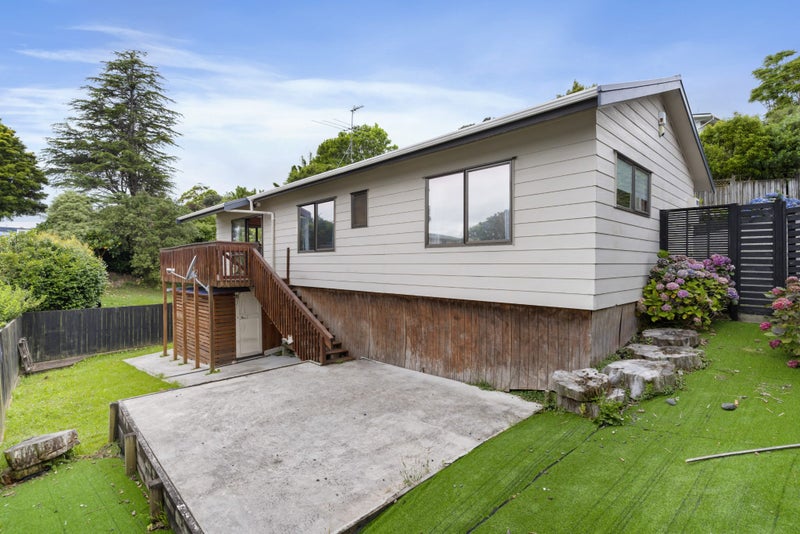 3/13 Springfield Street, Forrest Hill, Auckland - Carousel 1