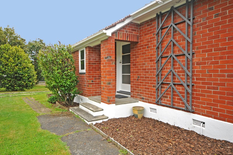 8 Godley Street, Waterloo, Lower Hutt - Carousel 2