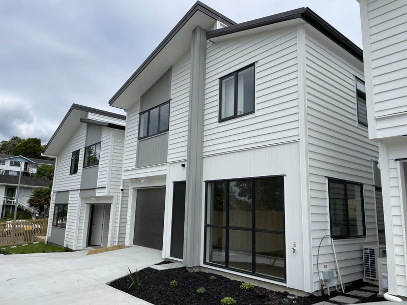 11B Regency Place, Sunnynook, Auckland - Carousel 14