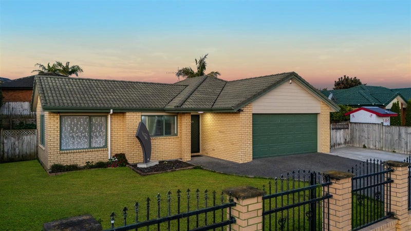 335 Mahia Road, Weymouth, Auckland - Carousel 1
