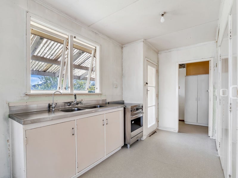5 Kouma Place, Fairy Springs, Rotorua - Carousel 2