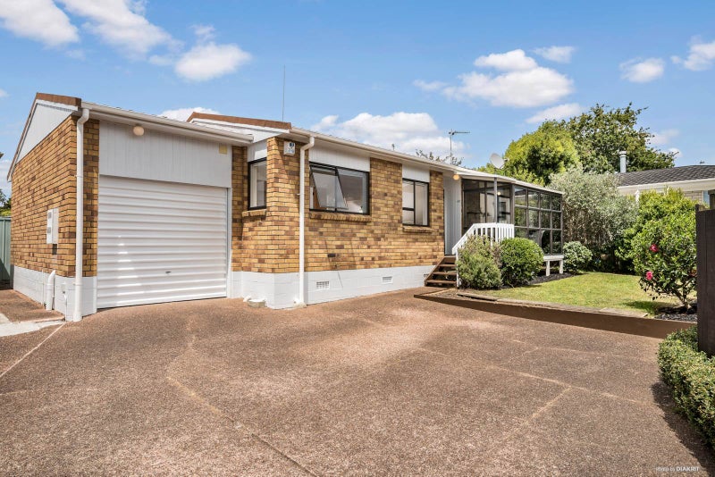 3/4 Trafalgar Road, Milford, Auckland - Carousel 1