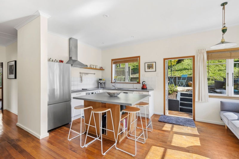 62 Locking Street, Nelson South, Nelson - Carousel 2