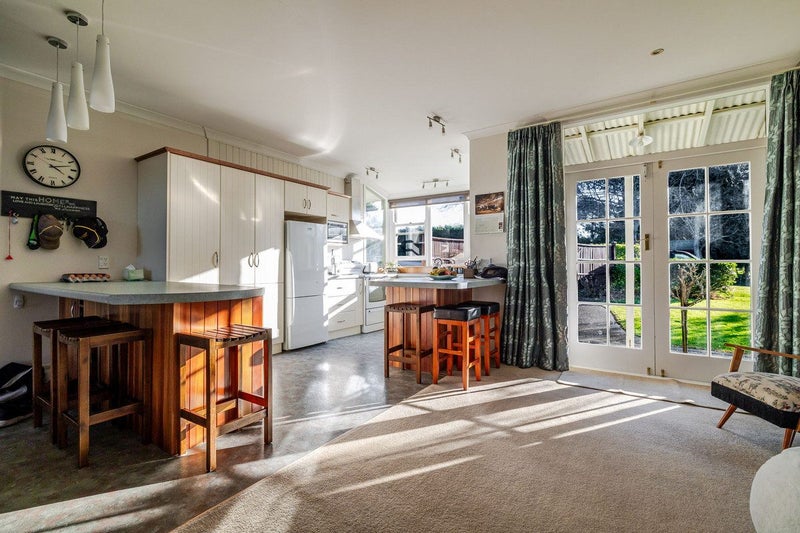 502 Stoney Creek Road, Kelvin Grove, Palmerston North - Carousel 2