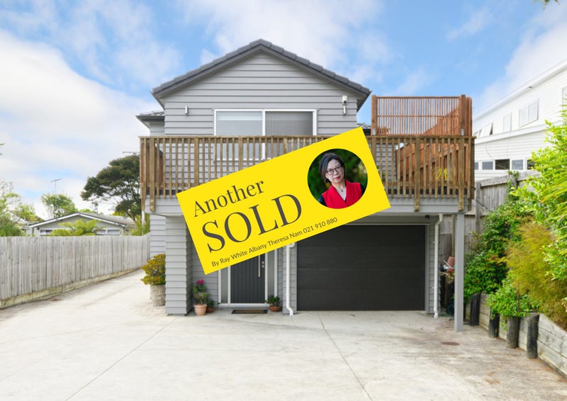 33B Lake Road, Northcote, Auckland - Carousel 1