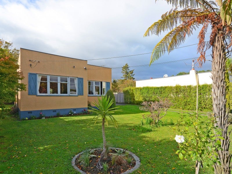 56 Lane Street, Wallaceville, Upper Hutt - Carousel 1