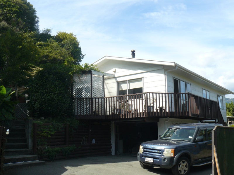 6 Chamboard Place, Washington Valley, Nelson - Carousel 1