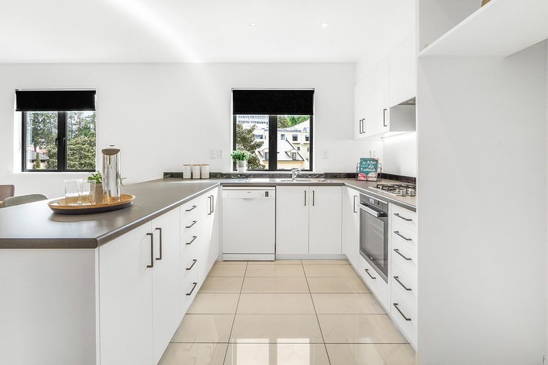 7/102 Grantham Street, Hamilton Central, Hamilton - Carousel 2