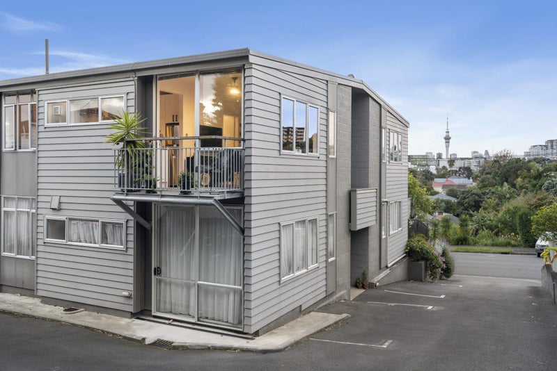10/90 Crummer Road, Grey Lynn, Auckland - Carousel 1