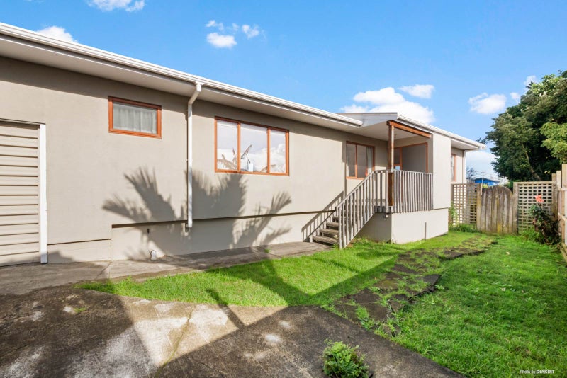 2/11 Shortt Avenue, Māngere Bridge, Auckland - Carousel 1