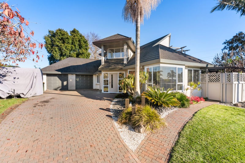 54 Rushgreen Avenue, Pahurehure, Papakura - Carousel 1