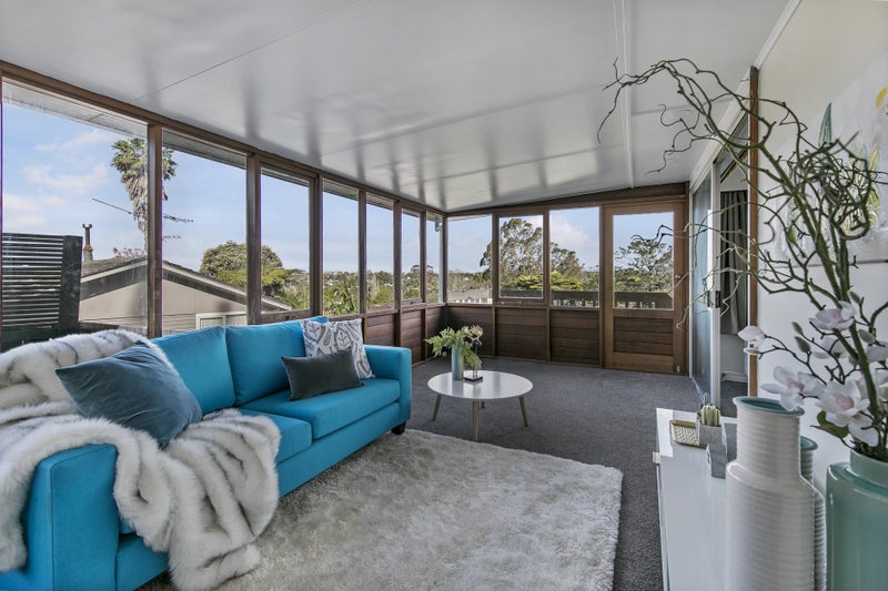 13 Sunline Avenue, Massey, Auckland - Carousel 2