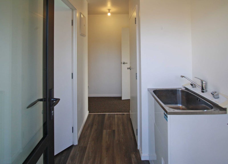 52B Brois Street, Frankleigh Park, New Plymouth - Carousel 11