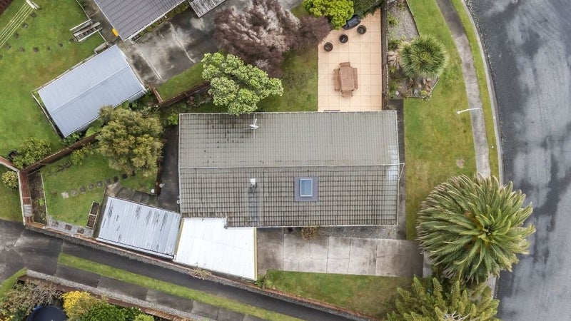 33 Bodmin Terrace, Camborne, Porirua - Carousel 11