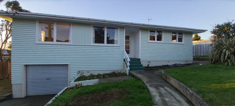 53 Leicester Street, Cannons Creek, Porirua - Carousel 2