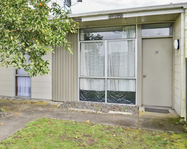 15/22 Riverlea Road, Riverlea, Hamilton - Carousel 1