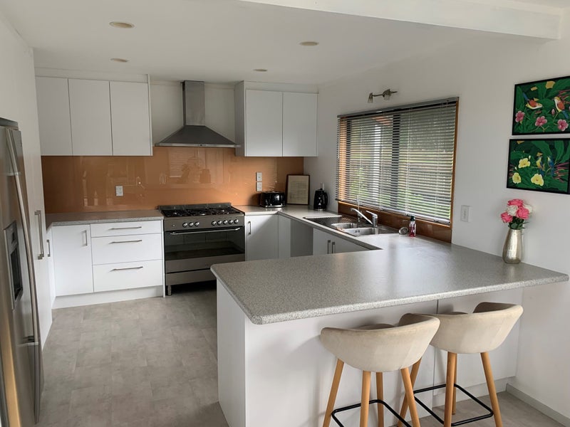 54 Scott Road, Stanmore Bay, Whangaparaoa - Carousel 1