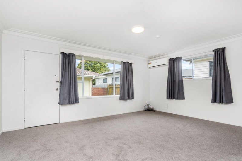 2/24 Jason Avenue, Sandringham, Auckland - Carousel 2