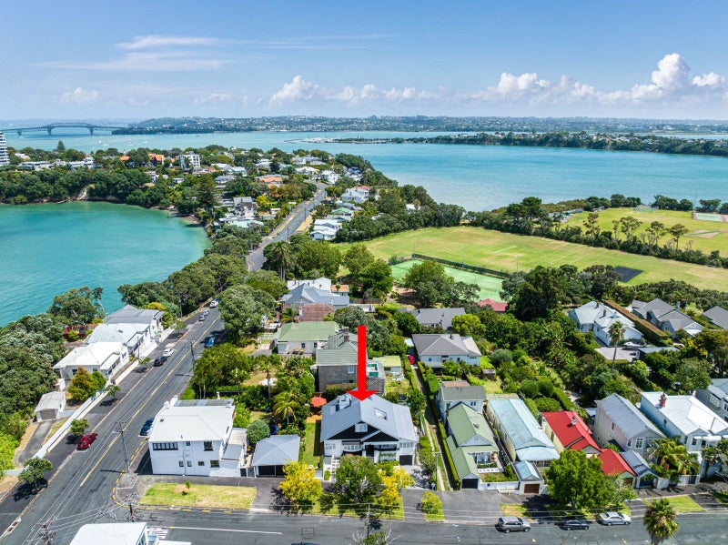 1A Glen Road, Stanley Point, Auckland - Carousel 2
