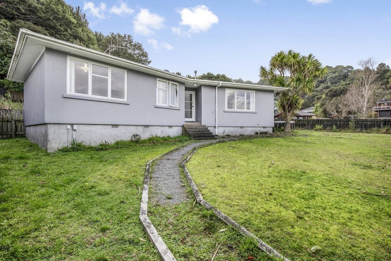 57 Kairanga Crescent, Wainuiomata, Lower Hutt - Carousel 2