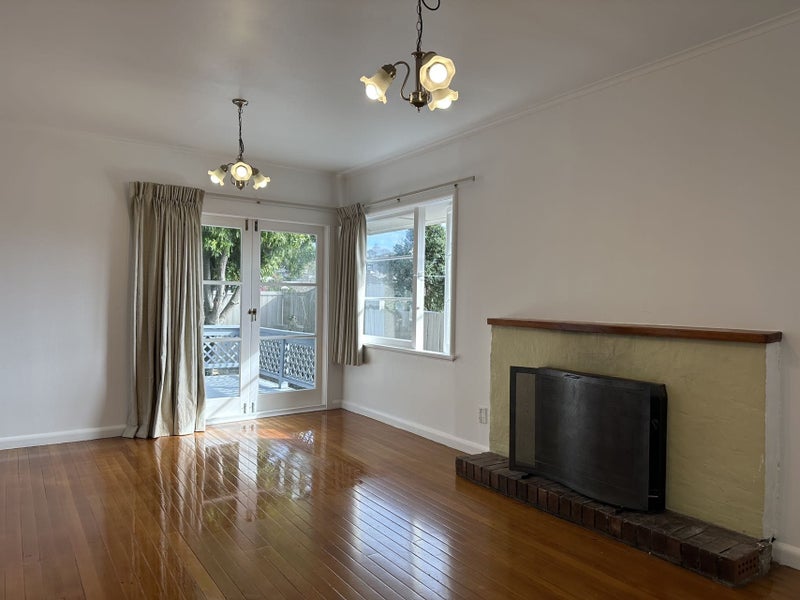83 Waiatarua Road, Remuera, Auckland - Carousel 1