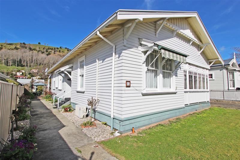 21 Seymour Avenue, The Brook, Nelson - Carousel 2