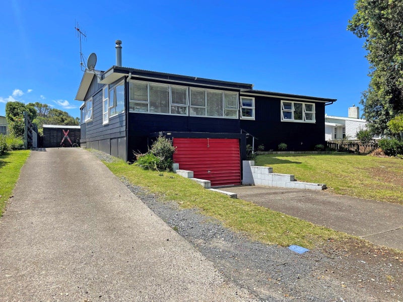 114 Chartwell Avenue, Whangamata - Carousel 2