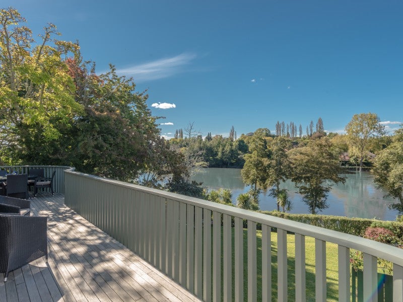 1214 Victoria Street, Whitiora, Hamilton - Carousel 1