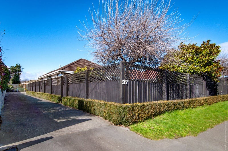 37A Branston Street, Hornby, Christchurch - Carousel 19