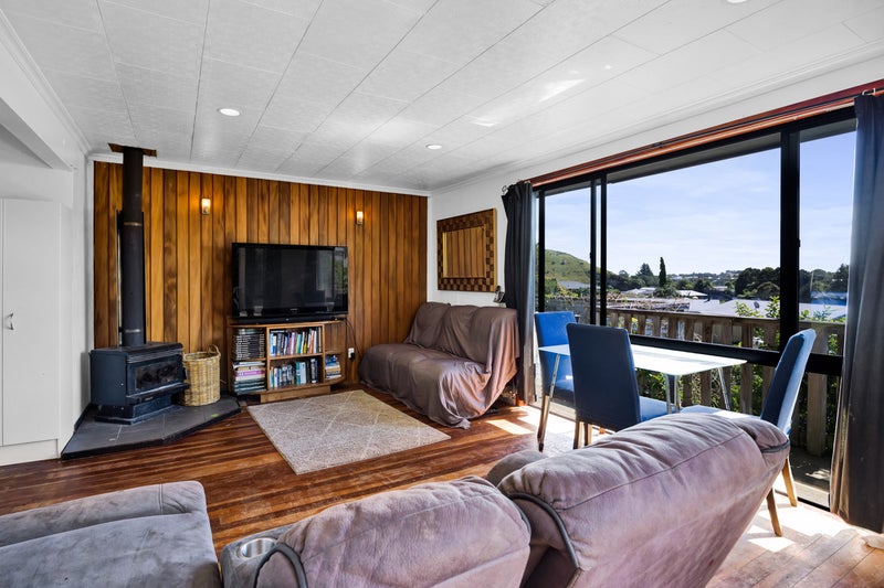 3 Ward Place, Marfell, New Plymouth - Carousel 2