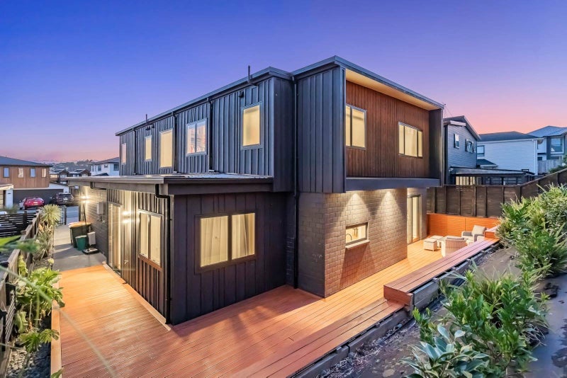 9 Ruku Street, Long Bay, Auckland - Carousel 1