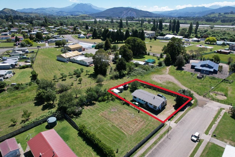 7 Manutahi Drive, Ruatoria - Carousel 12