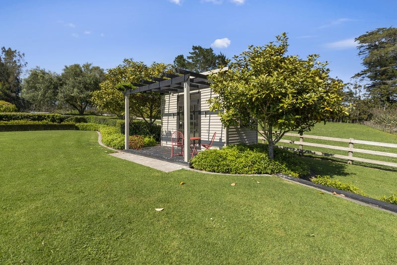 1 Dysart Lane, Kumeu - Carousel 23