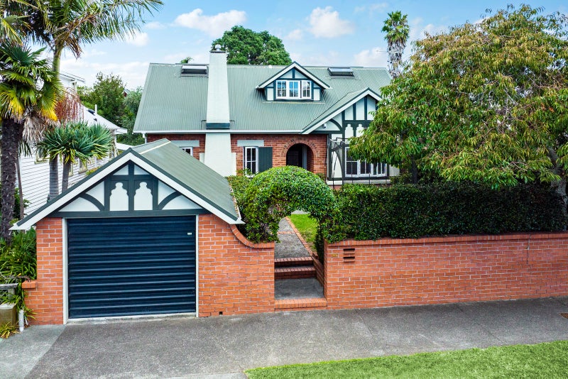 46 Marsden Avenue, Mount Eden, Auckland - Carousel 1