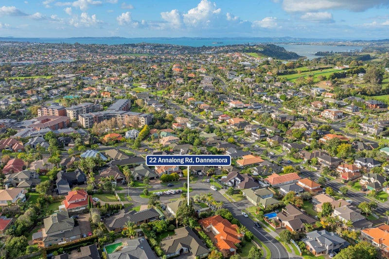 22 Annalong Road, Dannemora, Auckland - Carousel 45