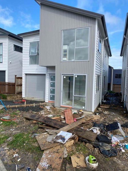 17 Houhora Street, Westgate, Auckland - Carousel 2