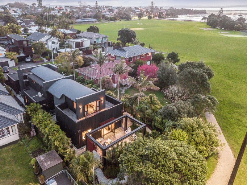 51 Regina Street, Westmere, Auckland - Carousel 20